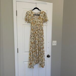 Floral Maxi Dress with Short Sleeves